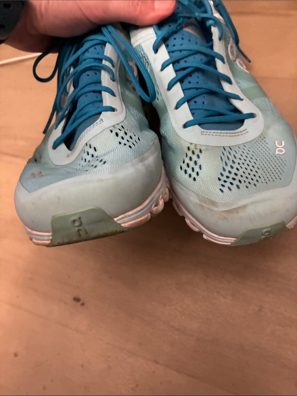 On Running Women's Athletic Shoes in Teal Blue - Picture 8 of 8